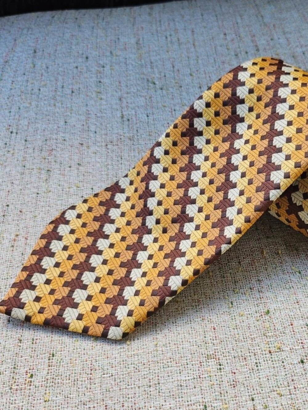 Vintage Wemlon by Wembley Men Tie Classic Neck Tie Brown/Tan/Gld Tone Tie